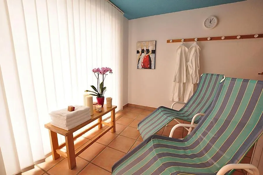 Διαμέρισμα Gemuetliche Ferienwohnung Bergwiese, 2-Raum, Separates Schlafzimmer, Schoenen Balkon Oder Terrasse, Komfort Ausstattung, Ruhige Suedlage, Kostenfrei Wlan Und Schoene Helle Sauna, Broetchenservice, Parkplatz, Hunde Auf Anfrage, E-Tankstelle, Sonnenlag Balderschwang